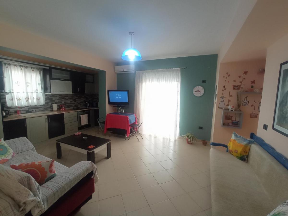 Sunny Apartment ساراندا المظهر الخارجي الصورة