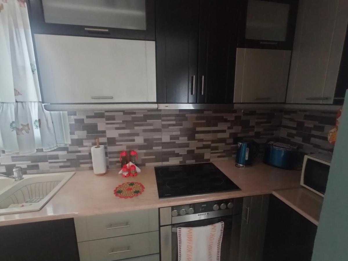 Sunny Apartment ساراندا المظهر الخارجي الصورة