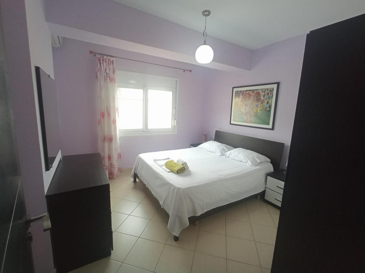 Sunny Apartment ساراندا المظهر الخارجي الصورة