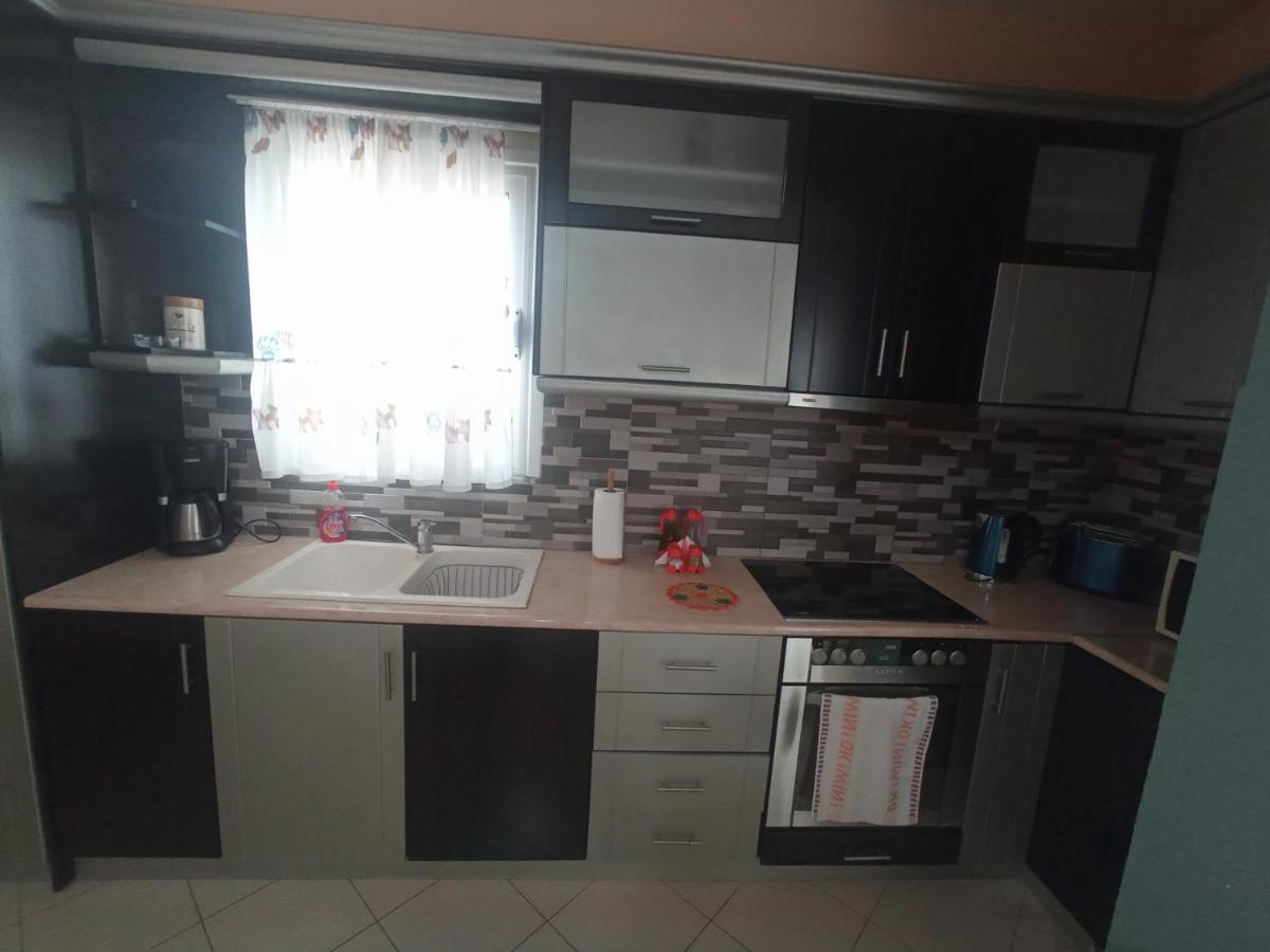 Sunny Apartment ساراندا المظهر الخارجي الصورة